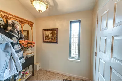 12 Blue Point Road E #12, Holtsville, NY 11742 - Photo 7