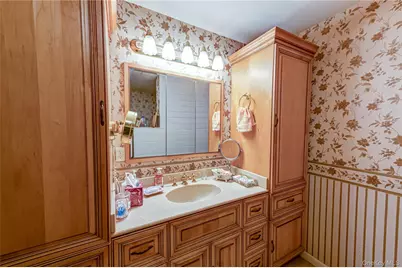 12 Blue Point Road E #12, Holtsville, NY 11742 - Photo 17