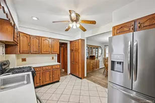 103 Smith St, Lynbrook, NY 11563 - Photo 5