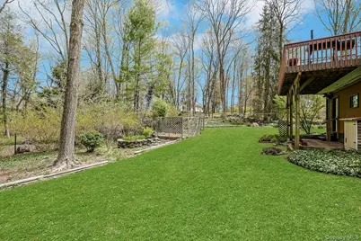 136 Furnace Woods Road, Cortlandt Manor, NY 10567 - Photo 27