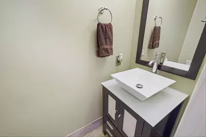 811 County Line Road, Amityville, NY 11701 - Photo 13