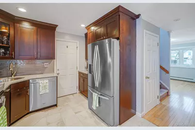 811 County Line Road, Amityville, NY 11701 - Photo 11