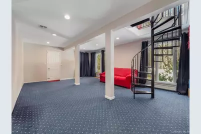 13 Razel Avenue, Spring Valley, NY 10977 - Photo 33