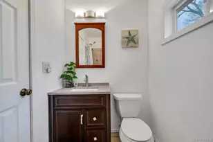 159 Dawn Dr, Centereach, NY 11720 - Photo 11