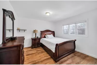 159 Dawn Drive, Centereach, NY 11720 - Photo 5