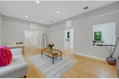 31 Pierce Drive, Pleasantville, NY 10570 - Photo 9