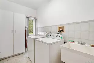 47 Westchester View Ln, White Plains, NY 10607 - Photo 17