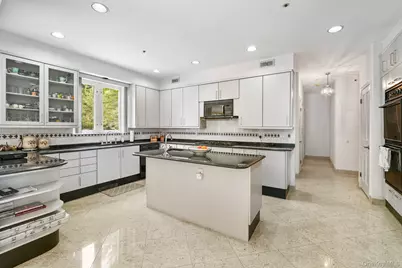 47 Westchester View Lane, White Plains, NY 10607 - Photo 9