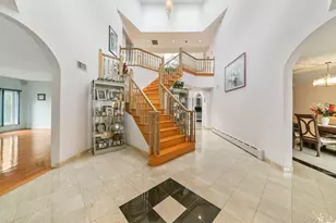 47 Westchester View Ln, White Plains, NY 10607 - Photo 3