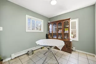 17 Cedar St, Central Islip, NY 11722 - Photo 7