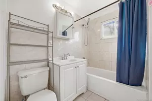 17 Cedar St, Central Islip, NY 11722 - Photo 9