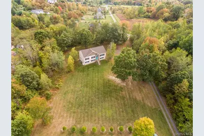 9 Jake Henry Drive, Marlboro, NY 12542 - Photo 3