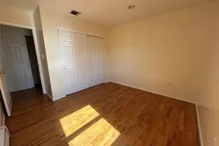 106 Woods Dr, Roslyn, NY 11576 - Photo 19