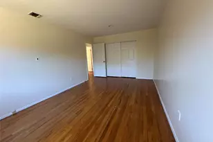 106 Woods Dr, Roslyn, NY 11576 - Photo 17