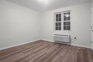 955 E 229th St, Bronx, NY 10466 - Photo 13