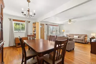 259 Waldo St, Copiague, NY 11726 - Photo 5