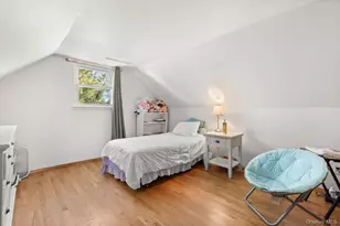 259 Waldo St, Copiague, NY 11726 - Photo 11