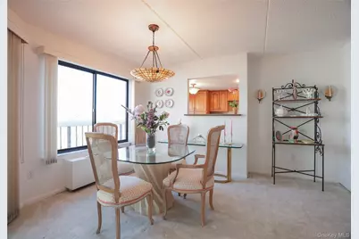 400 High Point Drive #204, Hartsdale, NY 10530 - Photo 9