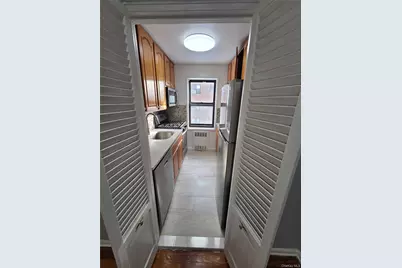 1 Fisher Drive #307, Mount Vernon, NY 10552 - Photo 7