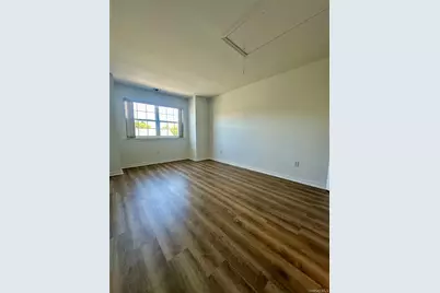 1403 Pebble Beach Path, Riverhead, NY 11901 - Photo 23