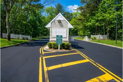 359 Colonial Circle #359, Manorville, NY 11949 - Photo 3