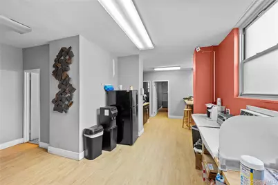 7150 Parsons Boulevard #1001, Flushing, NY 11367 - Photo 9