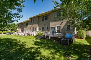 7 Nathan Hale Dr, Huntington, NY 11743 - Photo 15