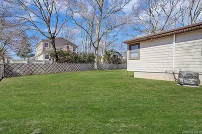 300 Tyler Avenue, Miller Place, NY 11764 - Photo 27