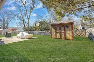 300 Tyler Ave, Miller Place, NY 11764 - Photo 23