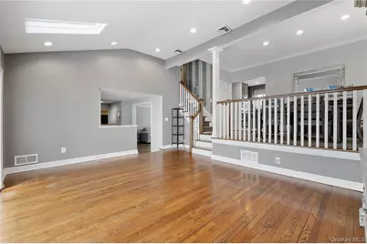 7 Rita Lane, Plainview, NY 11803 - Photo 5