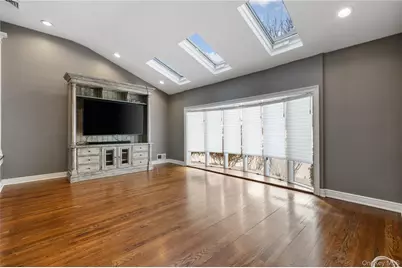 7 Rita Lane, Plainview, NY 11803 - Photo 3