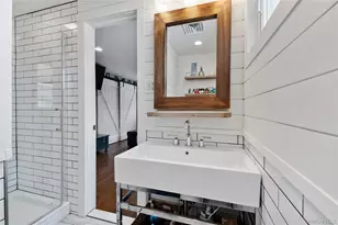 7 Rita Ln, Plainview, NY 11803 - Photo 21