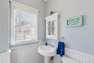 38 Baycrest Ave, East Quogue, NY 11942 - Photo 11