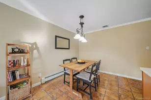 23 Pearsall Pl, Deer Park, NY 11729 - Photo 7