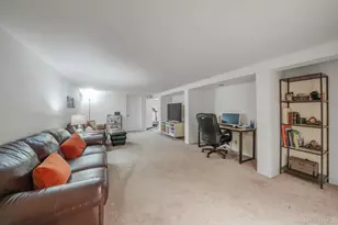 23 Pearsall Pl, Deer Park, NY 11729 - Photo 31