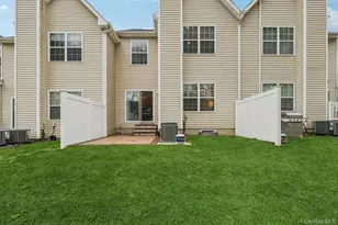 223 Kettles Ln, Medford, NY 11763 - Photo 35