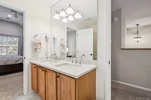 223 Kettles Ln, Medford, NY 11763 - Photo 31