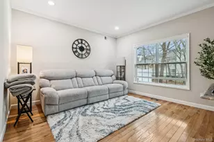 223 Kettles Ln, Medford, NY 11763 - Photo 3