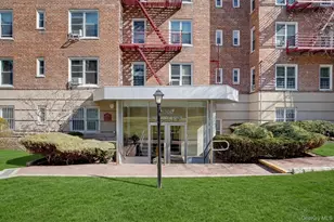 1300 Midland Ave, Yonkers, NY 10704 - Photo 5