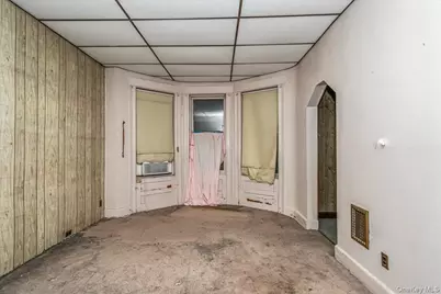 94-20 86th Road, Woodhaven, NY 11421 - Photo 13