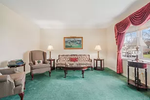 54 Douglas Ct, Pearl River, NY 10965 - Photo 3