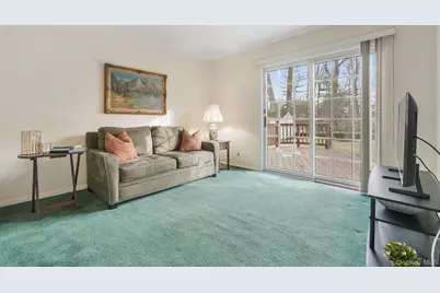 54 Douglas Court, Pearl River, NY 10965 - Photo 15