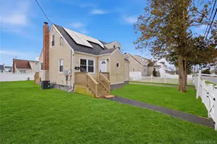 12 S Prospect St, Copiague, NY 11726 - Photo 3