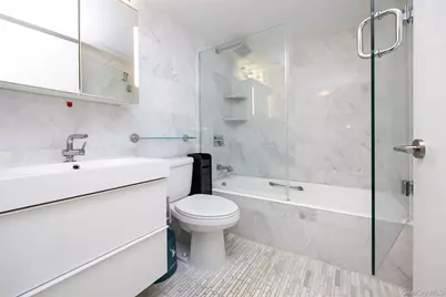 200 Rector Place #43D, New York, NY 10280 - Photo 15
