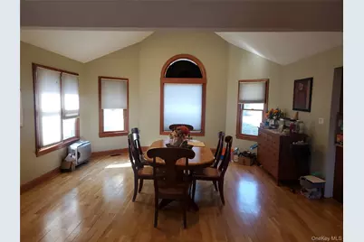 98 Fawn Lane E, South Setauket, NY 11720 - Photo 5