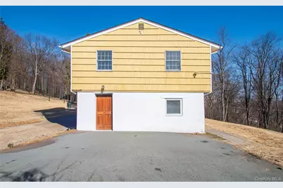 18 Russo Drive, Newburgh, NY 12550 - Photo 3