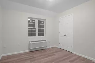 953 E 229th St, Bronx, NY 10466 - Photo 15