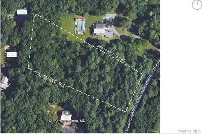 19 Stoutenburgh Drive, Hyde Park, NY 12538 - Photo 7