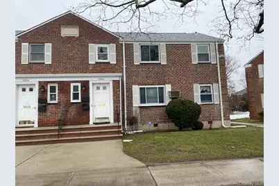 73-33 255th #G-2, Glen Oaks, NY 11004 - Photo 1