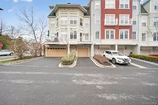 3 Harbor Pointe Dr, Haverstraw, NY 10927 - Photo 3